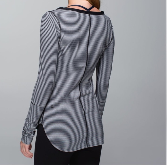 Awesoma Henley - Picture 2 of 11